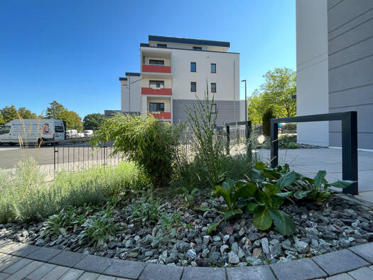 Wohnung zur Miete 597 € 2 Zimmer 49,8 m² 3. Geschoss frei ab 01.12.2026 Weidenstraße Lusan Gera 07549
