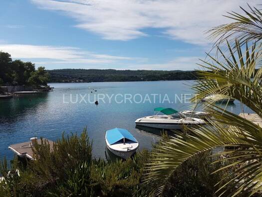 Villa zum Kauf - Erstbezug 1.500.000 € 9 Zimmer 260 m² 690 m² Grundstück Obala sv. Tereze 31 Rogač 21430