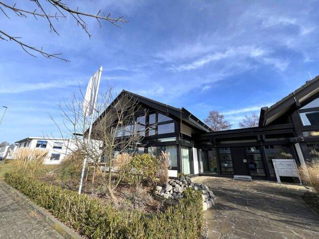 Bürogebäude zur Miete provisionsfrei 2.728 € 6 Zimmer 248 m² Bürofläche Lohmar 53797