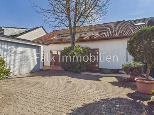 Mehrfamilienhaus zum Kauf 699.000 € 7,5 Zimmer 225 m² 441 m² Grundstück Gartenstadt Waldhof 68305