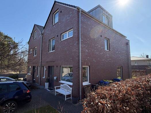 Doppelhaushälfte zur Miete 2.250 € 5 Zimmer 162,9 m² 310 m² Grundstück frei ab 01.05.2026 Steinbeck Buchholz in der Nordheide 21244