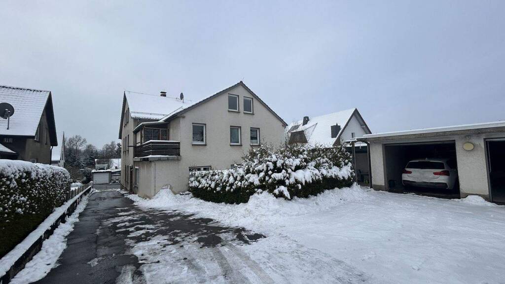 Mehrfamilienhaus zum Kauf provisionsfrei 385.000 € 15 Zimmer 398 m² 977 m² Grundstück frei ab sofort Voßheider Straße 159 Voßheide Lemgo 32657