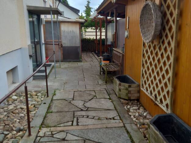 Haus zum Kauf 595.000 € 12 Zimmer 210 m² 690 m² Grundstück frei ab sofort Dußlingen 72144