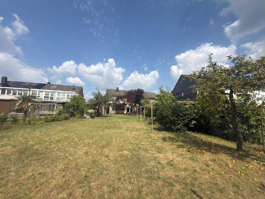 Mehrfamilienhaus zum Kauf 439.000 € 7 Zimmer 186 m² 630 m² Grundstück Distelkamp 9 Rheindorf Leverkusen 51371