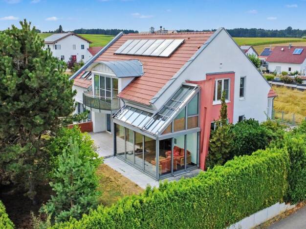 Einfamilienhaus zum Kauf 5,5 Zimmer 353 m² 853 m² Grundstück Schießen Roggenburg 89297