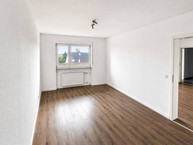 Wohnung zum Kauf 249.000 € 3 Zimmer 83 m² 2. Geschoss Dornheim Groß-Gerau 64521