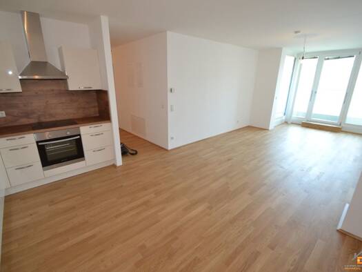 Wohnung zur Miete 1.048 € 3 Zimmer 76,3 m² 5. Geschoss frei ab 01.11.2026 Mautner-Markhof-Gasse Wien 1110