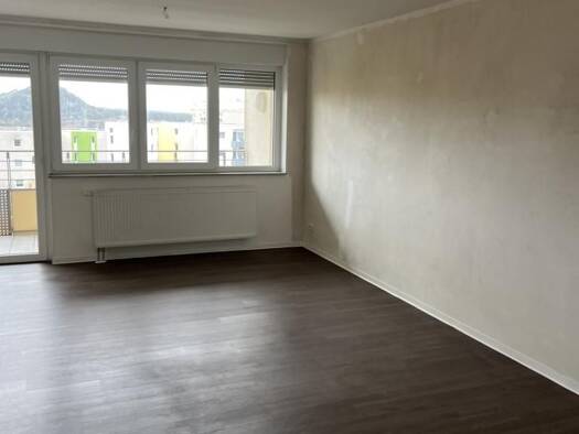 Wohnung zur Miete 693 € 3 Zimmer 99 m² Stadtmitte Völklingen 66333