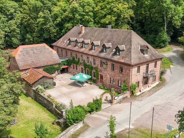 Hotel zum Kauf 1.200.000 € 10.720 m² Grundstück Steinbach Lohr am Main 97816