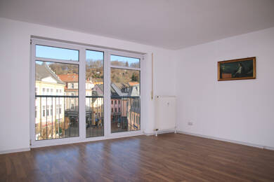 Wohnung zur Miete 550 € 3 Zimmer 92 m² 3. Geschoss Puschkinplatz 18 Greiz Greiz 07973