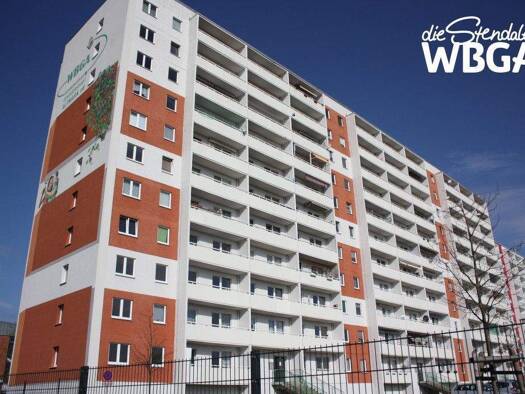 Wohnung zur Miete 622 € 4 Zimmer 89,5 m² 4. Geschoss Dr.-Kurt-Schumacher-Straße 2 Stendal 39576