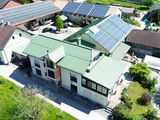 Haus zum Kauf 10 Zimmer 500 m² 23.030 m² Grundstück Gögging Bad Füssing 94072