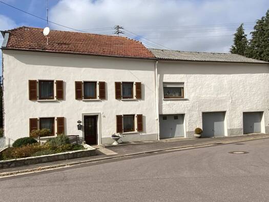Haus zum Kauf 370.000 € 18 Zimmer Oberleuken Perl 66706