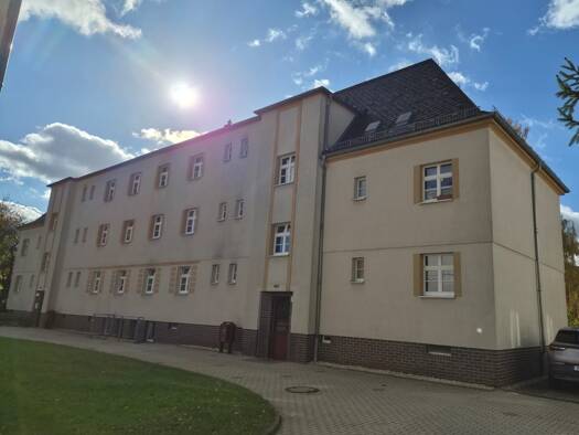 Wohnung zur Miete 280 € 2 Zimmer 52 m² Geschoss 2/3 frei ab sofort Zwickauer Straße 164 Reichenbach Reichenbach 08468