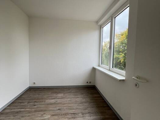 Wohnung zur Miete Wohnen auf Zeit 630 € 2 Zimmer 42,5 m² frei ab sofort Albert-Schweitzer-Straße 11 Groß Lüdershagen Wendorf 18442