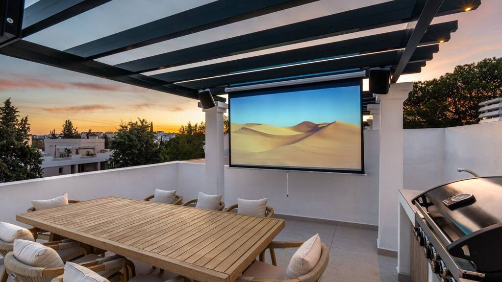 Penthouse zum Kauf 1.250.000 € 4 Zimmer 241 m² Nueva Andalucia 29660