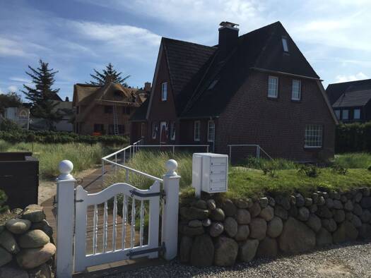 Maisonette zur Miete 1.600 € 3 Zimmer 68 m² Geschoss -1/2 frei ab sofort Feldmarkstraße Wenningstedt Wenningstedt-Braderup (Sylt) 25996