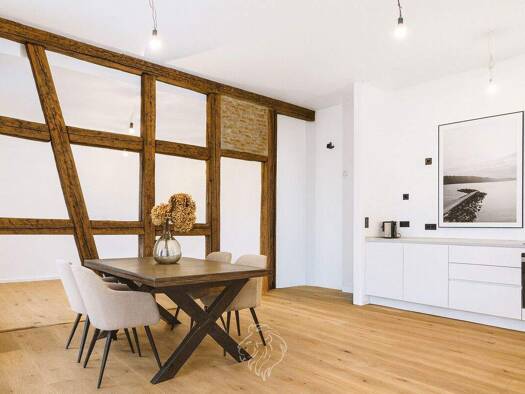 Maisonette zur Miete 2.250 € 7 Zimmer 178,5 m² frei ab 01.02.2026 Veitshöchheim 97209