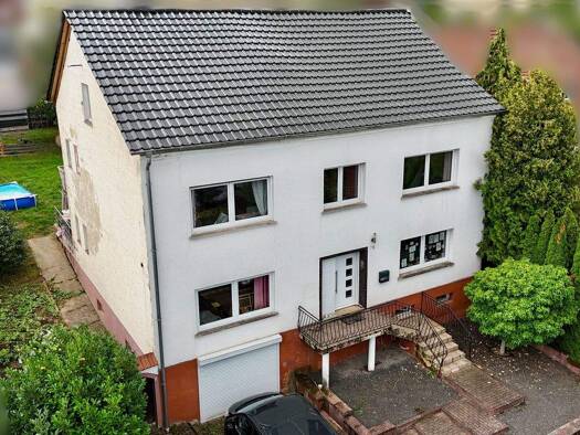 Einfamilienhaus zum Kauf 324.000 € 9 Zimmer 207 m² 653 m² Grundstück Düppenweiler Beckingen 66701