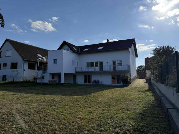 Doppelhaushälfte zum Kauf provisionsfrei 1.399.000 € 13 Zimmer 420 m² 803 m² Grundstück Gau-Bischofsheim 55296