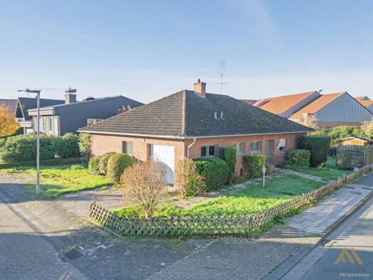 Bungalow zum Kauf 380.000 € 4 Zimmer 110 m² 610 m² Grundstück Vechta 49377