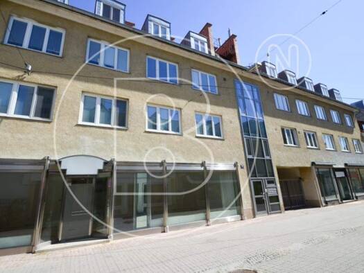 Gewerbeobjekt zum Kauf als Kapitalanlage geeignet 1.900.000 € 1.117 m² 856 m² Grundstück Wiener Neustadt 2700