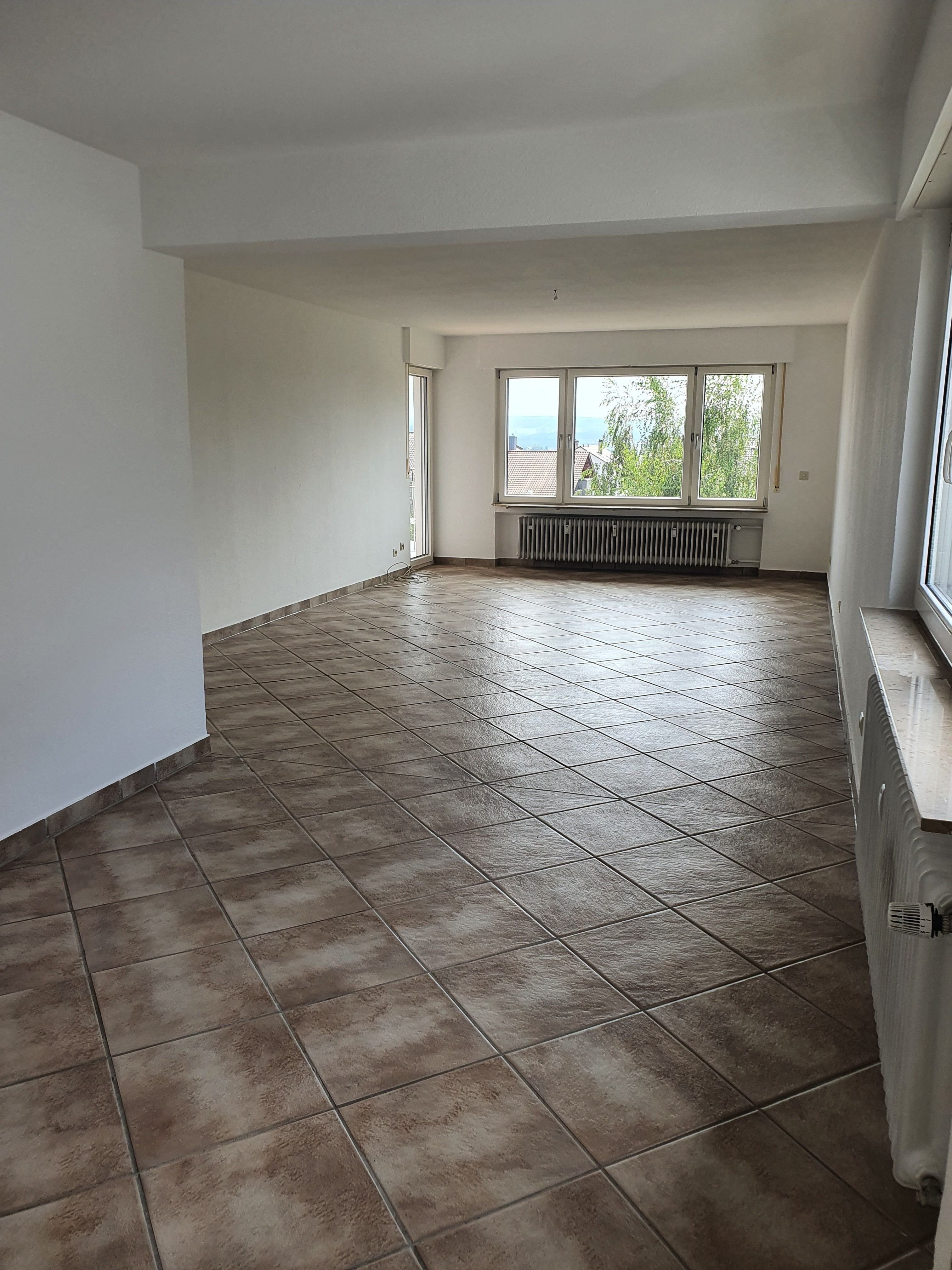 Wohnung zur Miete 830 € 3 Zimmer 92 m²<br/>Wohnfläche 1.<br/>Geschoss ab sofort<br/>Verfügbarkeit Kieselbronn 75249