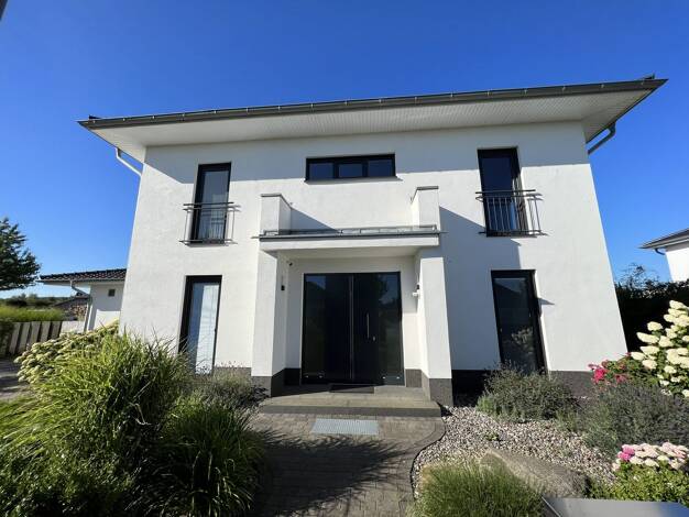 Villa zum Kauf provisionsfrei 1.100.000 € 5 Zimmer 212 m² 787 m² Grundstück frei ab 16.11.2026 Am Achterstieg 145 Kühlungsborn 18225