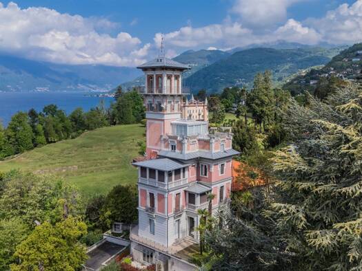 Haus zum Kauf 3.500.000 € 710 m² 1.000 m² Grundstück Luino 21016