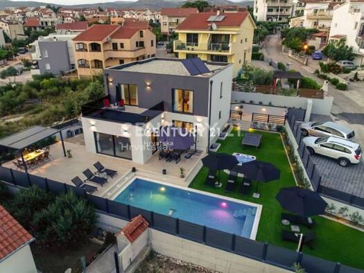 Haus zum Kauf 1.150.000 € 4 Zimmer 471 m² Sibenik