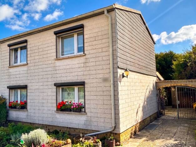Doppelhaushälfte zum Kauf 195.000 € 4 Zimmer 116 m² 650 m² Grundstück Markranstädt Markranstädt 04420