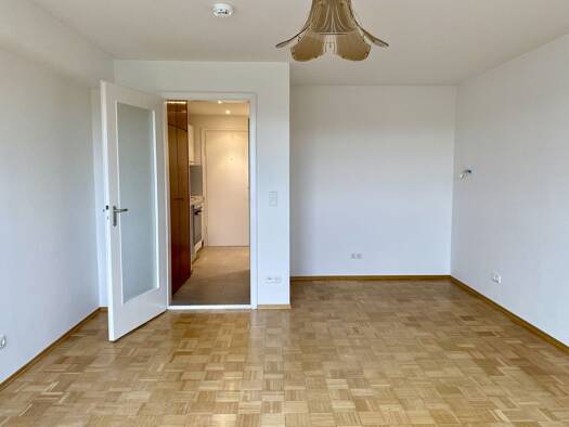 Wohnung zur Miete 425 € 1 Zimmer 31,7 m² 5. Geschoss Oberhausen Augsburg / Oberhausen 86154