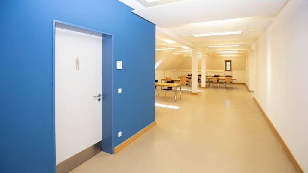 Bürogebäude zur Miete provisionsfrei 337 m² Bürofläche Kitzingen 97318