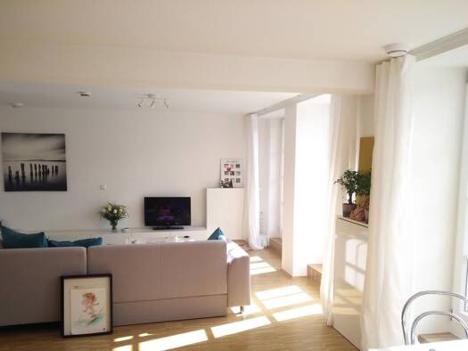Wohnung zur Miete 835 € 2 Zimmer 79,9 m² Freudenstadt Freudenstadt 72250