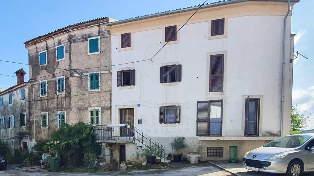 Reihenmittelhaus zum Kauf 390.000 € 6 Zimmer 370 m² 680 m² Grundstück Momjan