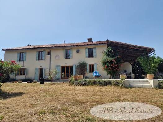 Land-/Forstwirtschaft zum Kauf 595.000 € 33.640 m² Grundstück AriÃ¨ge 09500