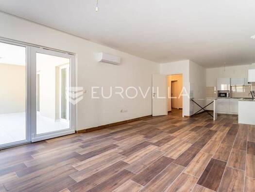 Wohnung zur Miete 1.800 € 2 Zimmer 101 m² Okrug Gornji Okrug 21223