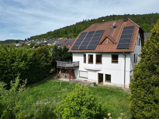 Einfamilienhaus zum Kauf 385.000 € 6 Zimmer 183 m² 556 m² Grundstück Neuendorf 97788