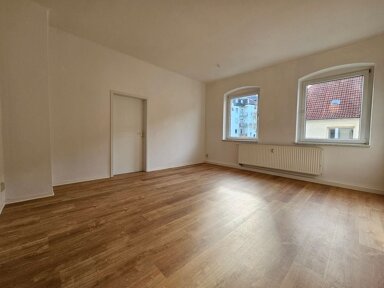 Wohnung zur Miete 440 € 3 Zimmer 81,6 m² 2. Geschoss Lutherstraße 15 Aue 08280