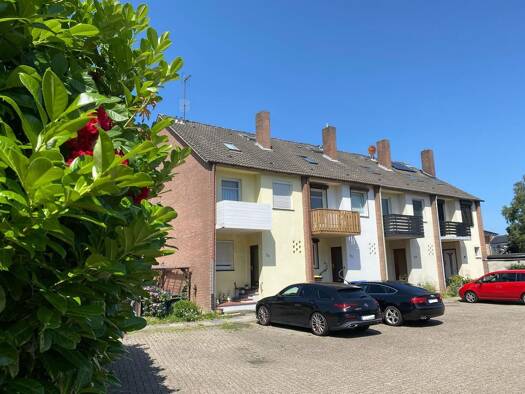 Reihenmittelhaus zum Kauf 239.000 € 6 Zimmer 121 m² 261 m² Grundstück Kreyenbrück Oldenburg 26133