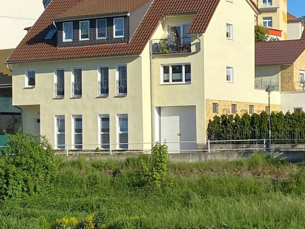 Mehrfamilienhaus zum Kauf 379.900 € 11 Zimmer 393 m² 600 m² Grundstück Döbeln 04720
