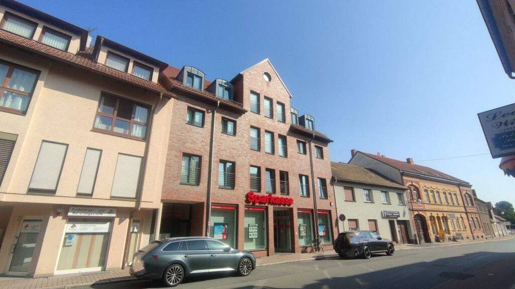 Wohnung zur Miete 1.130 € 5 Zimmer 205,9 m² 3. Geschoss frei ab sofort Lange Straße 12 Zörbig 06780