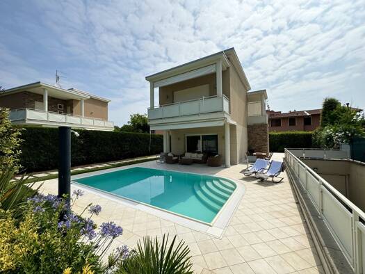Villa zum Kauf 790.000 € 4 Zimmer 150 m² 300 m² Grundstück Lonato del Garda 25017