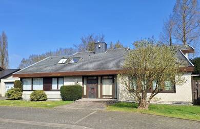 Einfamilienhaus zum Kauf 465.000 € 7 Zimmer 265 m² 748 m² Grundstück frei ab sofort Westliche Stadtmitte Ahlen 59227