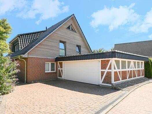 Haus zur Miete 2.200 € 7 Zimmer 220 m² 651 m² Grundstück Harmsdorf 23911