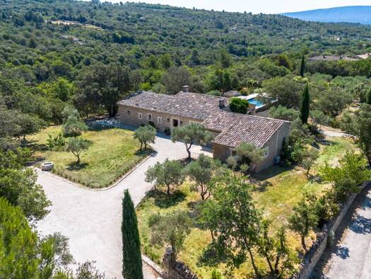 Einfamilienhaus zum Kauf 2.890.000 € 6 Zimmer 206 m² 14.206 m² Grundstück Gordes 84220