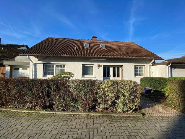 Mehrfamilienhaus zum Kauf 479.000 € 9 Zimmer 227,2 m² 580 m² Grundstück Annerod Fernwald 35463