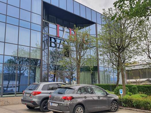 Bürofläche zur Miete provisionsfrei 8 € 1 Zimmer 94,7 m² Bürofläche Süd Rosenheim 83026