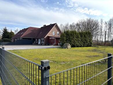 Doppelhaushälfte zum Kauf 265.000 € 6 Zimmer 157 m² 5.423 m² Grundstück Blomberg 26487