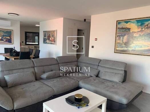 Wohnung zur Miete 1.900 € 4 Zimmer 115 m² 2. Geschoss Krimeja, Rijeka Trsat - Krimeja